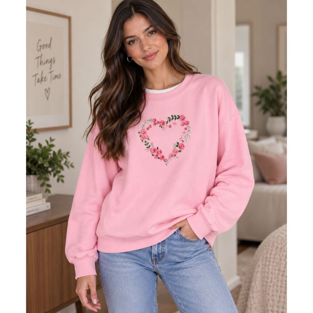 New Morning Sun Womens Size Medium Pink Floral Heart Embroidered Sweatshirt